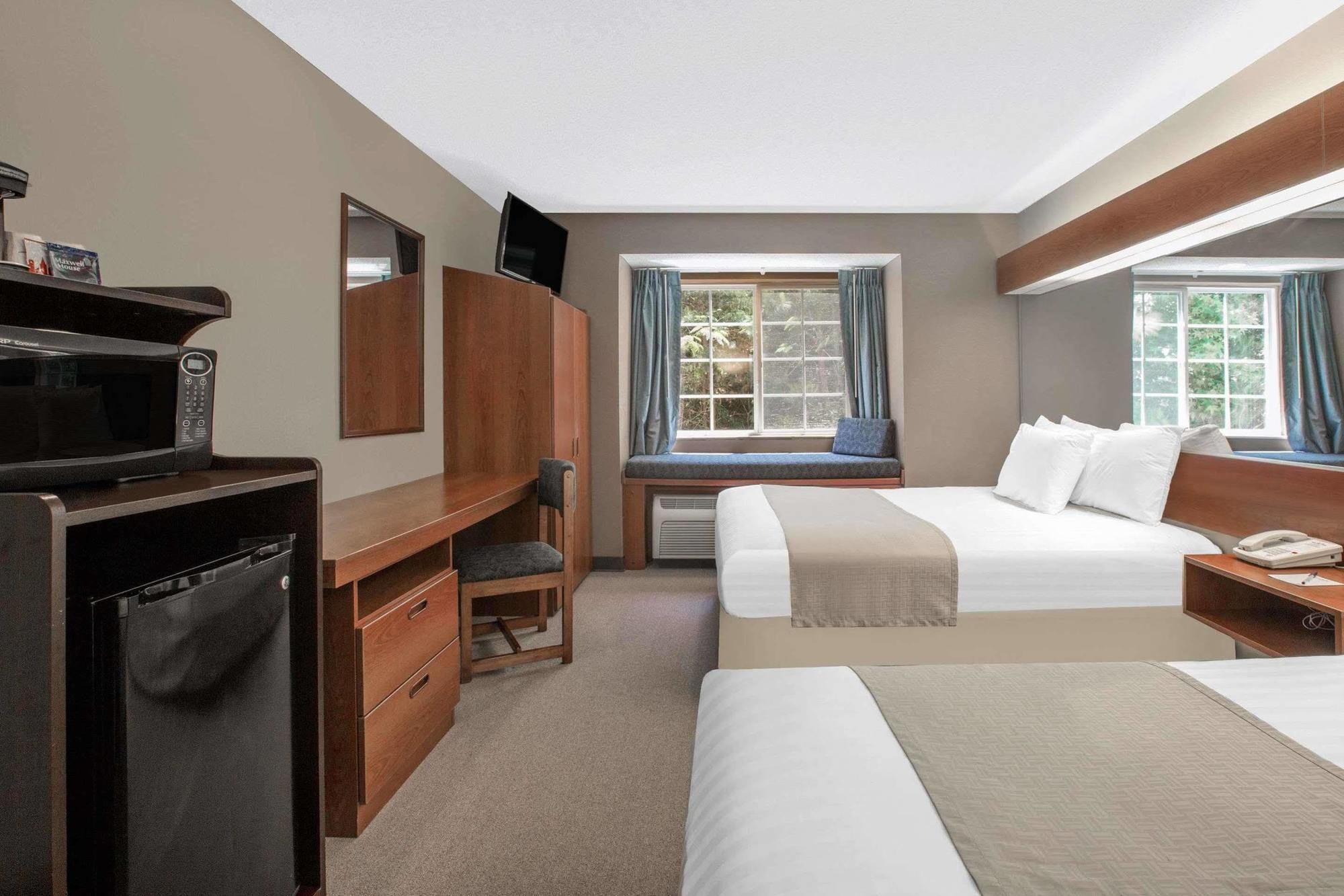 Microtel Inn & Suites By Wyndham Gardendale Exterior photo
